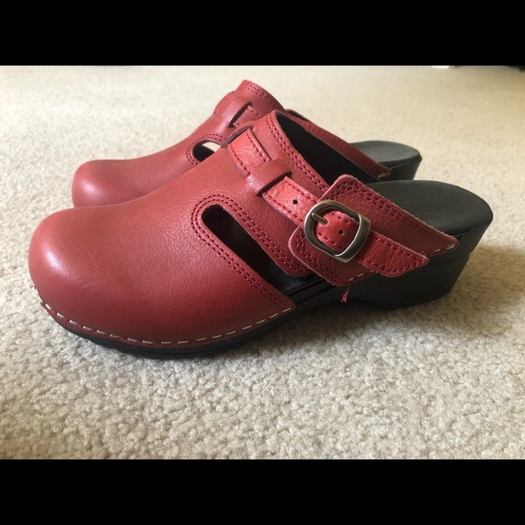 Sanita Red Clogs - Picture 2 of 5